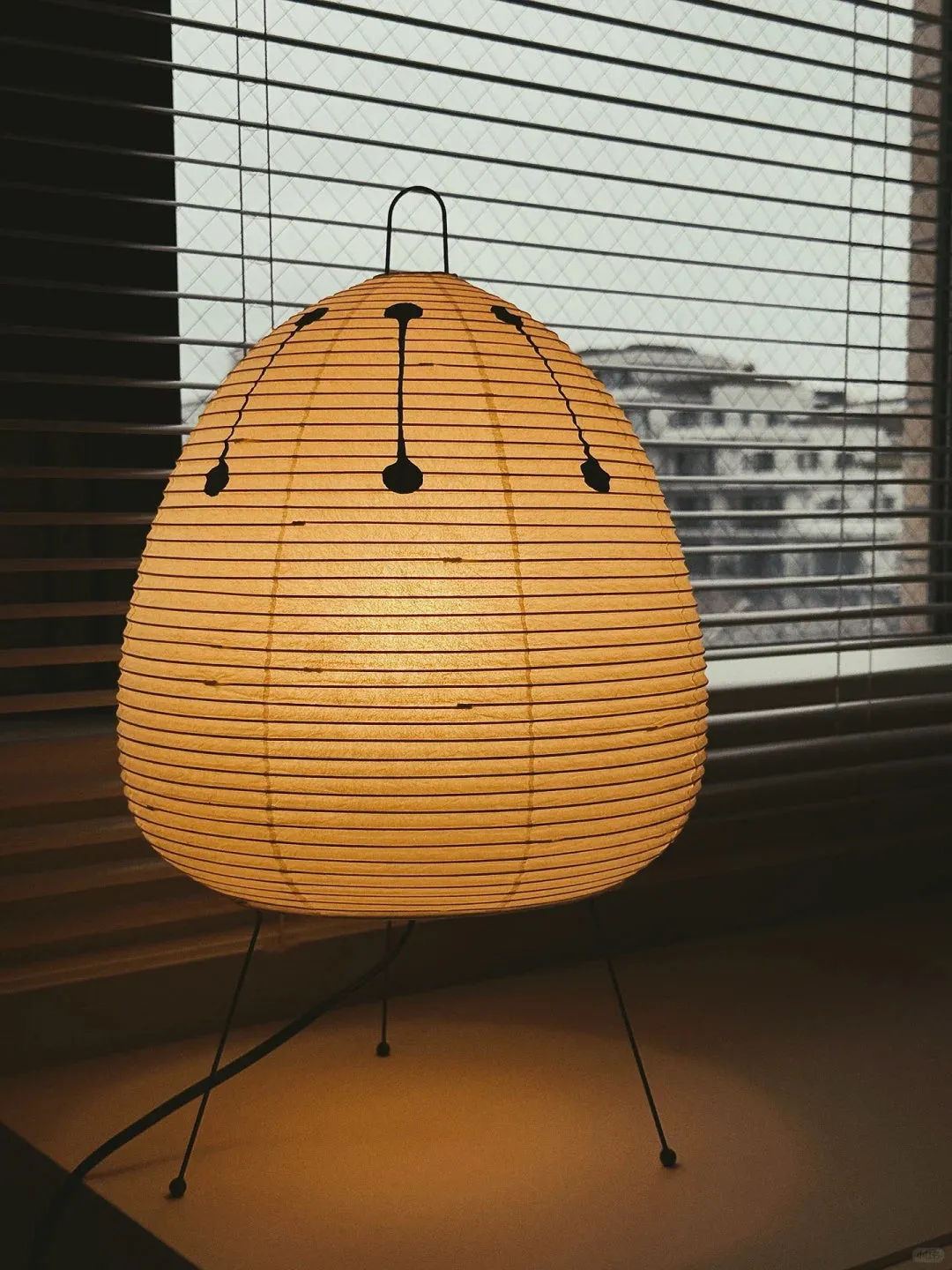 Akari 1A Series Table Lamp, Noguchi Lamp