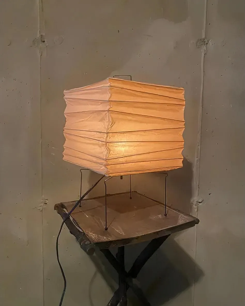 Akari 3X Table Lamp