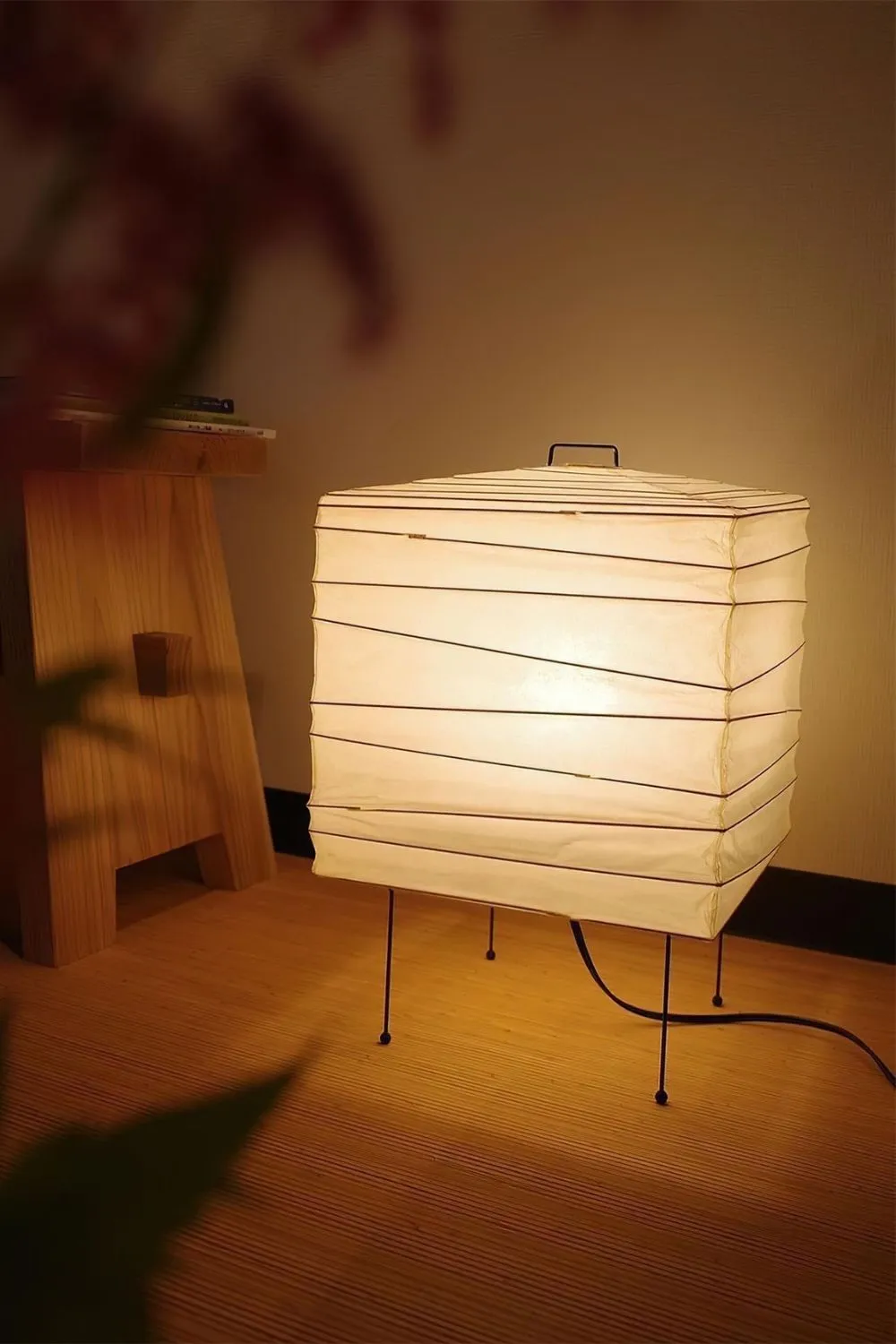 Akari 3X Table Lamp