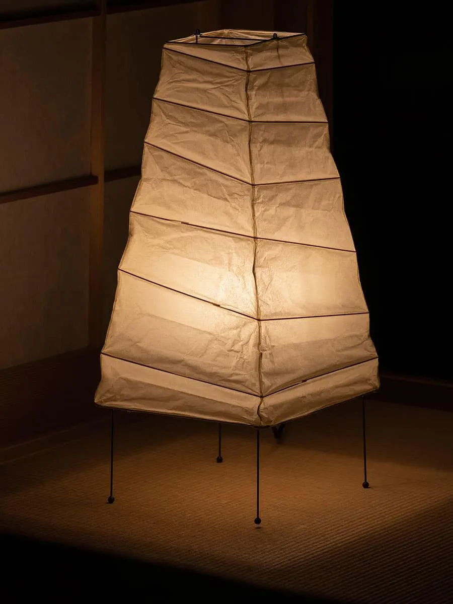 Akari 4N Table Lamp