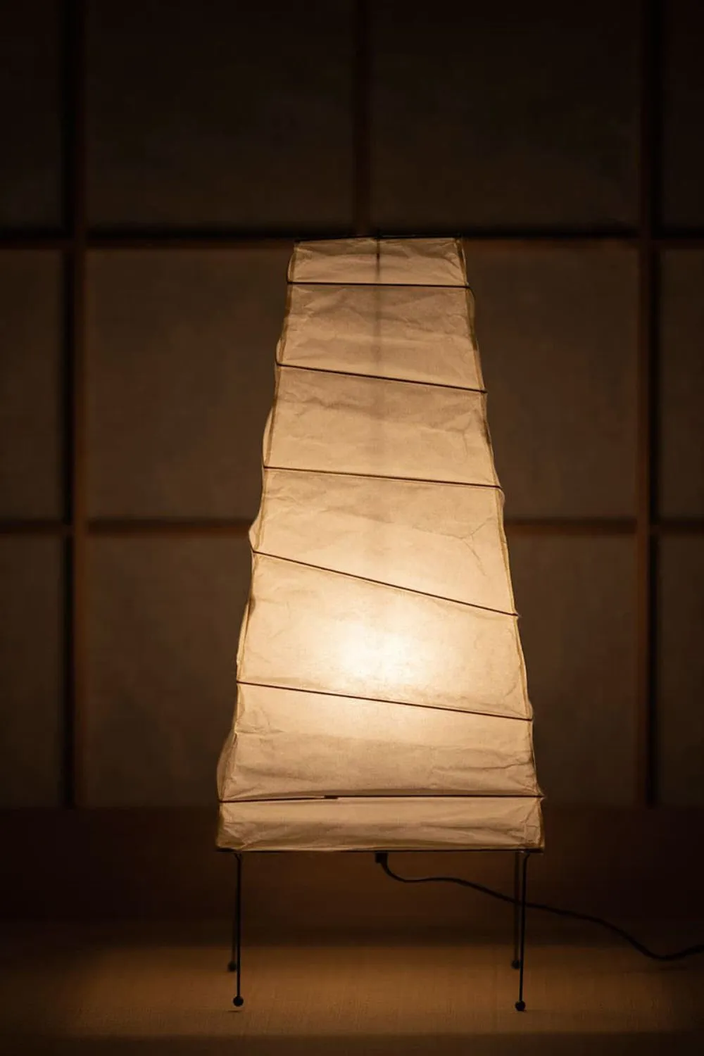 Akari 4N Table Lamp