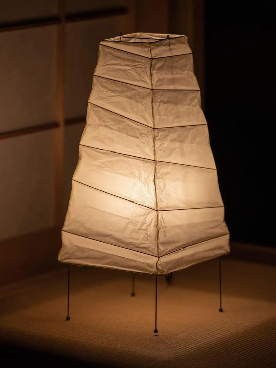 Akari 4N Table Lamp