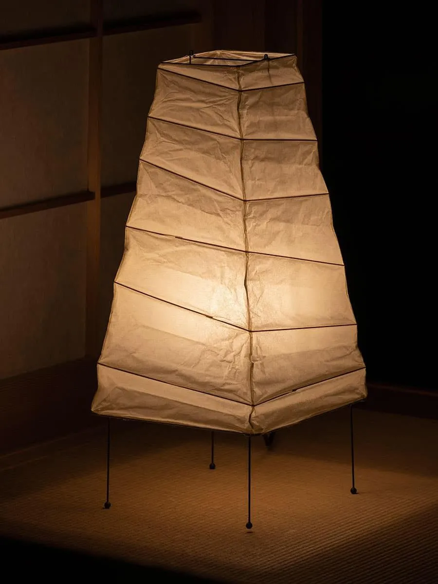 Akari 4N Table Lamp